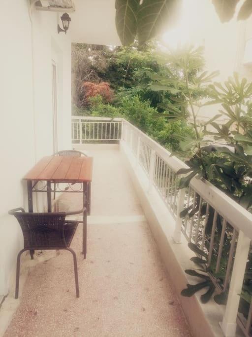 3 Room Apartment By The Beach - Free Parking Peraía Exterior foto